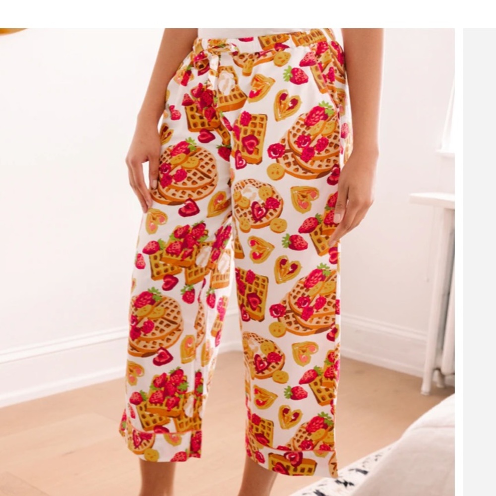 NEW Printfresh Cropped Pajama Pajama Pants Waffles in Bed xs